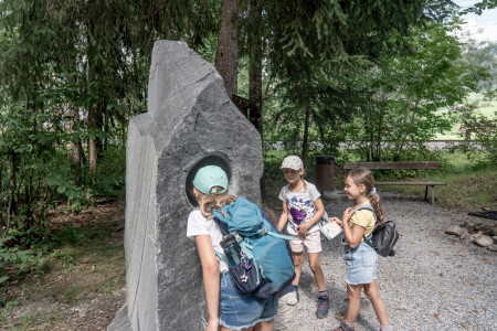 Saanis Klangerlebnis Erlebnisweg Saanen Gstaad Sommer Kinder Wandern Familie