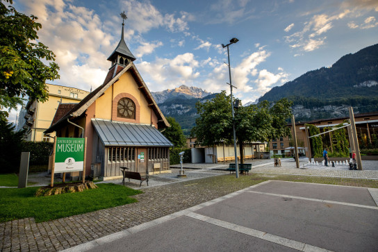 2021 sherlock holmes museum aussenansicht meiringen