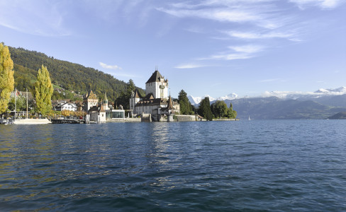 Schloss Oberhofen am Thunersee