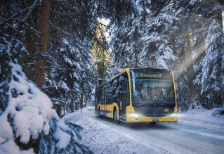 STI Bus in Heimenschwand Winter ©STI Holding AG