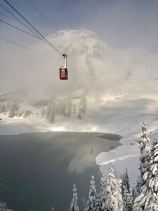 Stockhorn Luftseilbahn im Winter