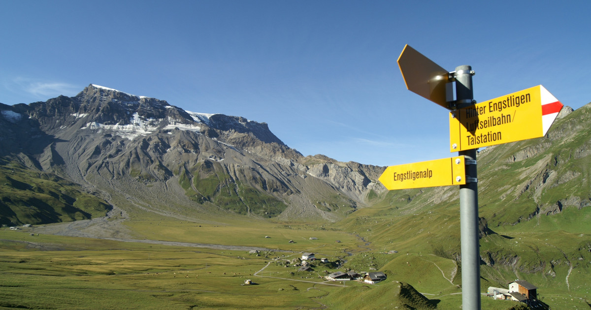 Erleben Sie die Hochebene mit tollen Spazierwegen / Berner Oberland Pass