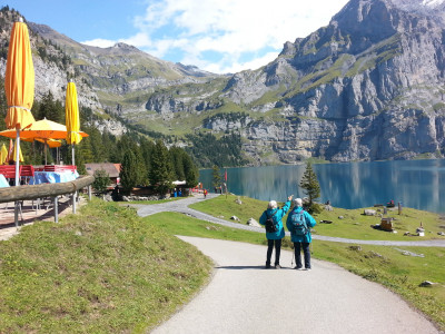 Aussicht auf den Oeschinensee ob Kandersteg