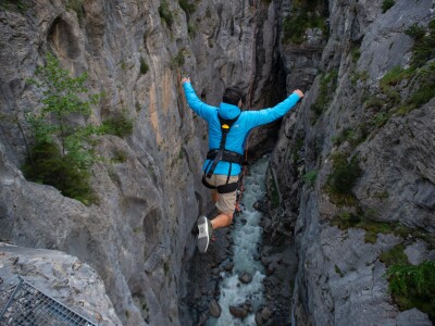 2024 outdoor canyon swing